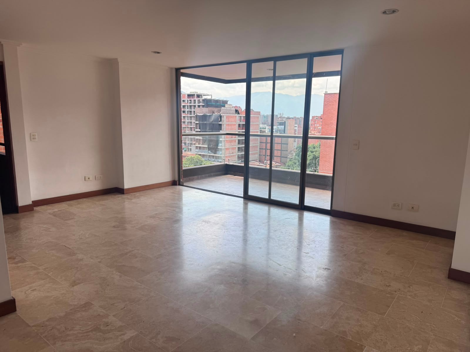 Apartamento en Arriendo en Laureles, Medellín
