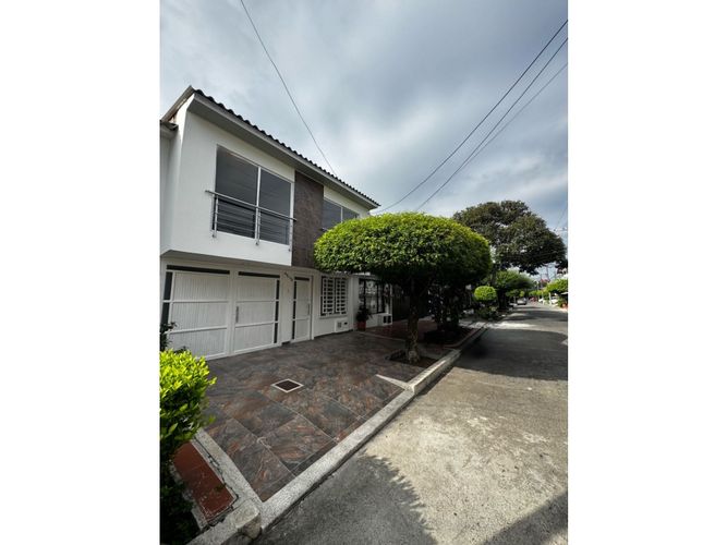 Casa de 4 alcobas en venta en Santa Ana, Palmira, 208 m² · foto 2 de 22