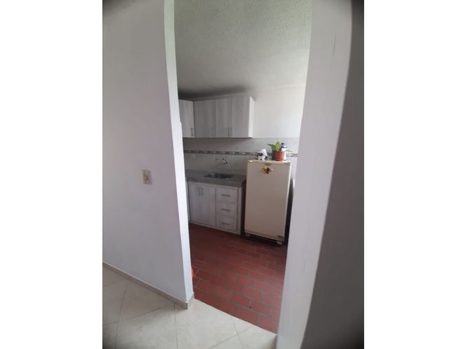 Apartamento de 3 alcobas en venta en Alameda, Cali, 60 m² · foto 11 de 24
