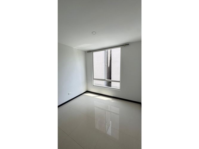 Apartamento en venta en Valle Del Lili, Cali · foto 18 de 24