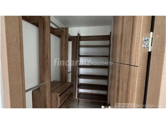 Apartamento en venta en Ciudad Jardin, Cali · foto 5 de 10