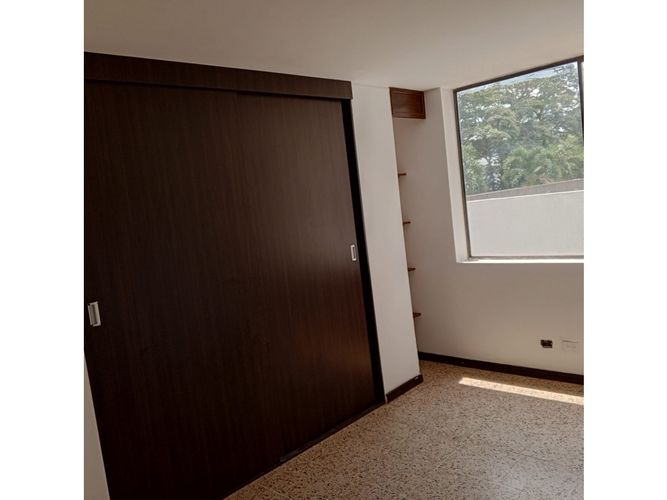 Apartamento de 3 alcobas en venta en Nueva Tequendama, Cali, 109 m² · foto 13 de 15
