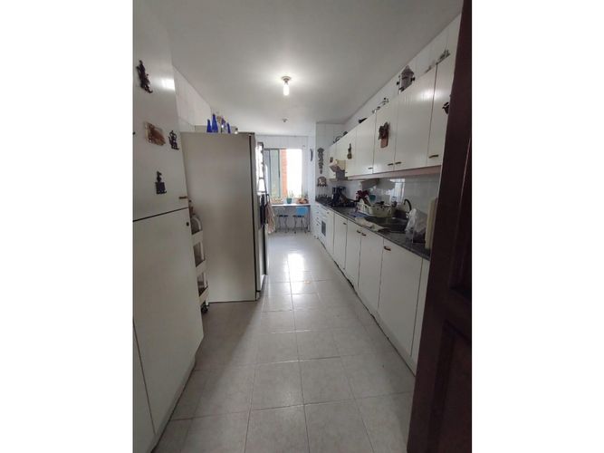 Apartamento de 3 alcobas en venta en Santa Monica, Cali, 170 m² · foto 8 de 22