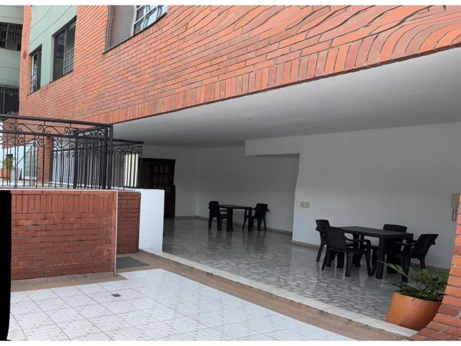 Apartamento de 3 alcobas en venta en Santa Monica, Cali, 170 m² · foto 19 de 22
