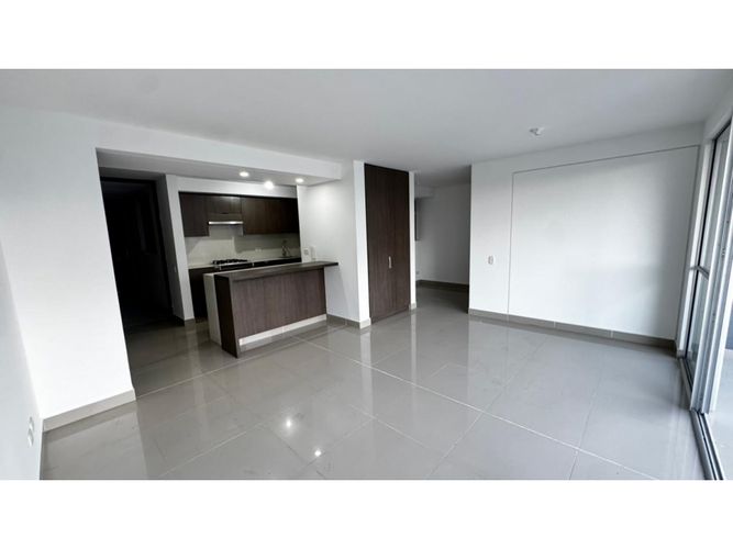 Apartamento de 3 alcobas en venta en Valle Del Lili, Cali, 92 m² · foto 3 de 24