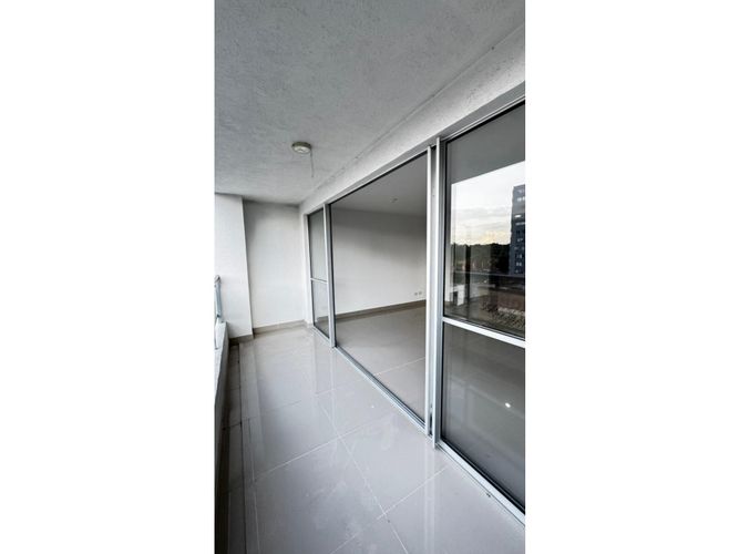 Apartamento de 3 alcobas en venta en Valle Del Lili, Cali, 92 m² · foto 6 de 24