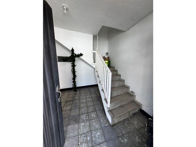 Casa de 8 alcobas en venta en Cd Palmira, Palmira, 260 m² · foto 6 de 24