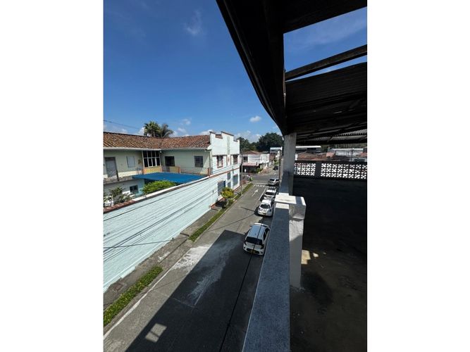 Casa de 8 alcobas en venta en Cd Palmira, Palmira, 260 m² · foto 9 de 24