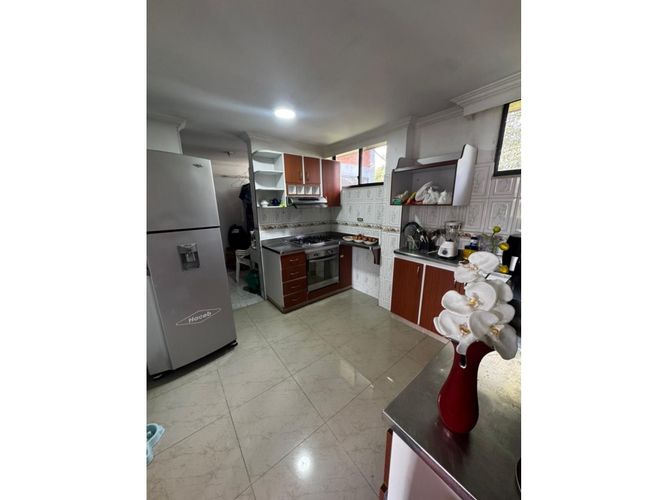 Apartamento de 3 alcobas en venta en Tequendama, Cali, 86 m² · foto 3 de 11