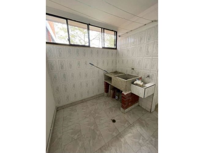 Apartamento de 3 alcobas en venta en Tequendama, Cali, 86 m² · foto 5 de 11