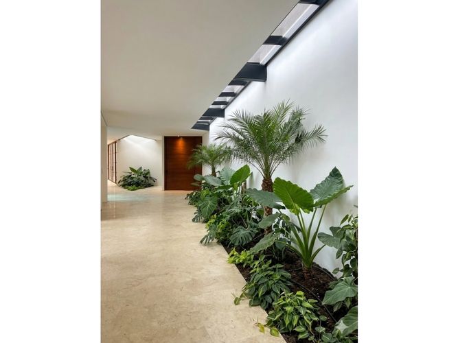Casa de 4 alcobas en venta en Arroyohondo, Yumbo, 730 m² · foto 2 de 15