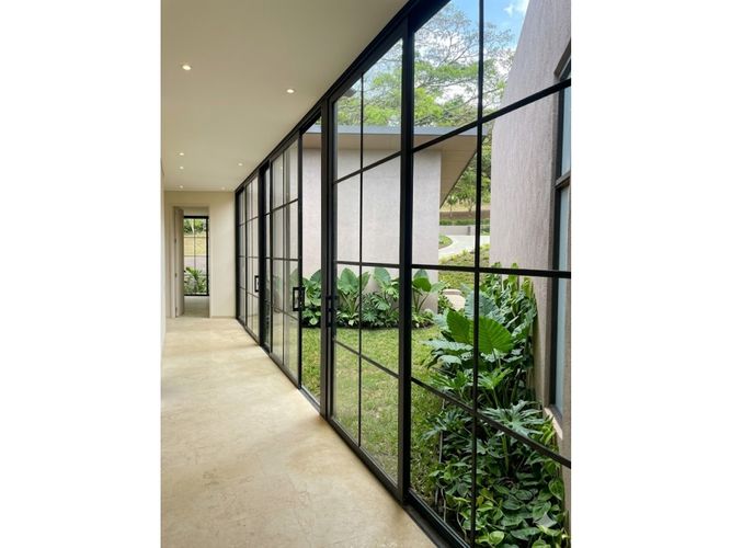 Casa de 4 alcobas en venta en Arroyohondo, Yumbo, 730 m² · foto 3 de 15