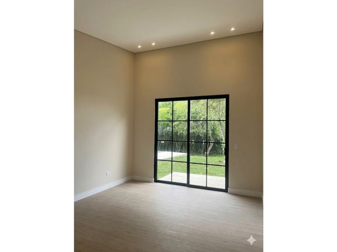 Casa de 4 alcobas en venta en Arroyohondo, Yumbo, 730 m² · foto 4 de 15