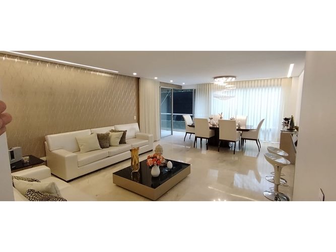 Apartamento de 3 alcobas en venta en Ciudad Jardin, Cali, 163 m² · foto 2 de 24