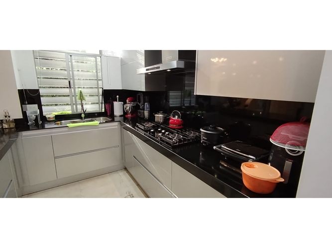 Apartamento de 3 alcobas en venta en Ciudad Jardin, Cali, 163 m² · foto 6 de 24