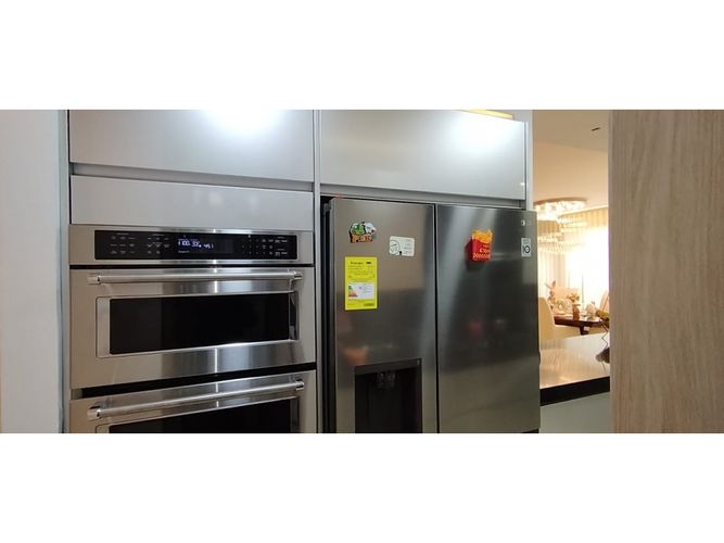 Apartamento de 3 alcobas en venta en Ciudad Jardin, Cali, 163 m² · foto 7 de 24