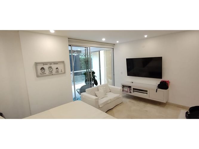 Apartamento de 3 alcobas en venta en Ciudad Jardin, Cali, 163 m² · foto 15 de 24