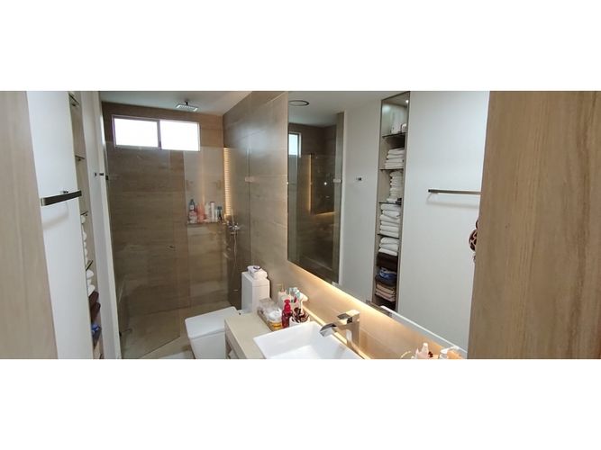 Apartamento de 3 alcobas en venta en Ciudad Jardin, Cali, 163 m² · foto 17 de 24