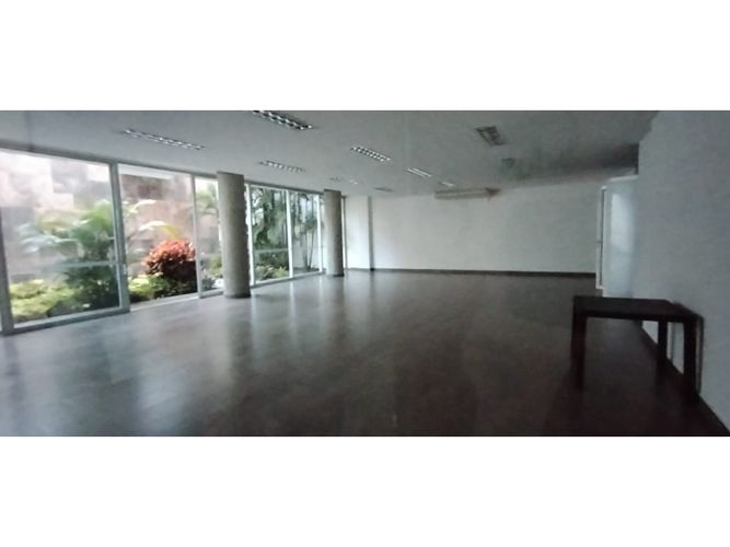 Apartamento de 3 alcobas en venta en Ciudad Jardin, Cali, 163 m² · foto 24 de 24