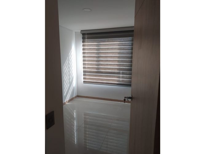 Apartamento de 3 alcobas en venta en Quintas De Don Simon, Cali, 92 m² · foto 12 de 22