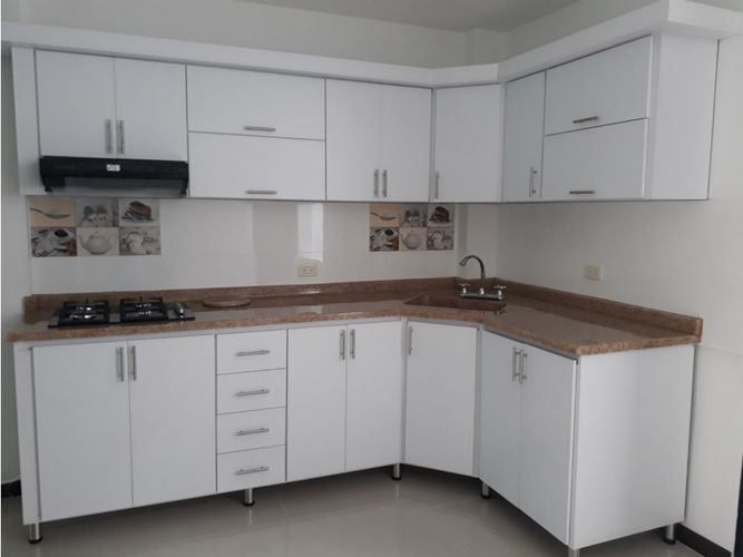 Casa de 8 alcobas en venta en Valle Del Lili, Cali, 330 m² · foto 8 de 20