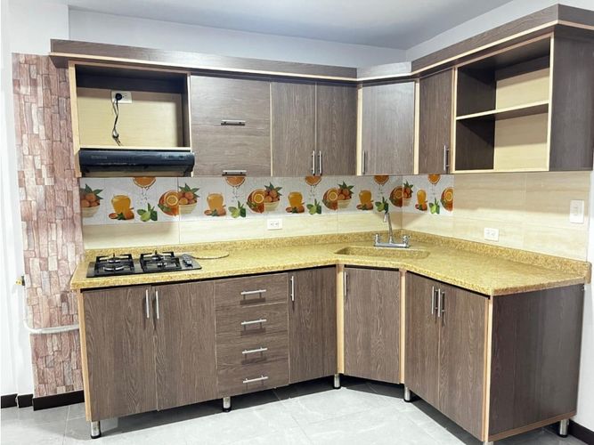 Casa de 8 alcobas en venta en Valle Del Lili, Cali, 330 m² · foto 13 de 20