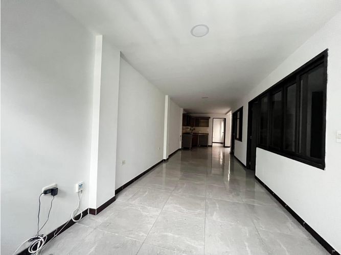 Casa de 8 alcobas en venta en Valle Del Lili, Cali, 330 m² · foto 19 de 20
