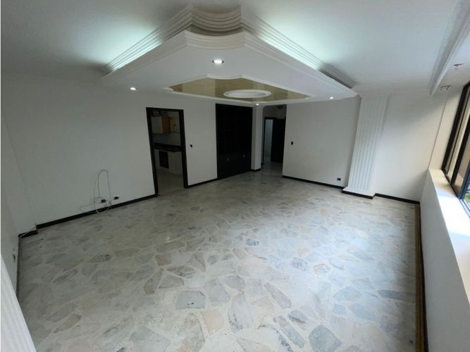 Apartamento de 5 alcobas en venta en El Ingenio, Cali, 160 m² · foto 3 de 24