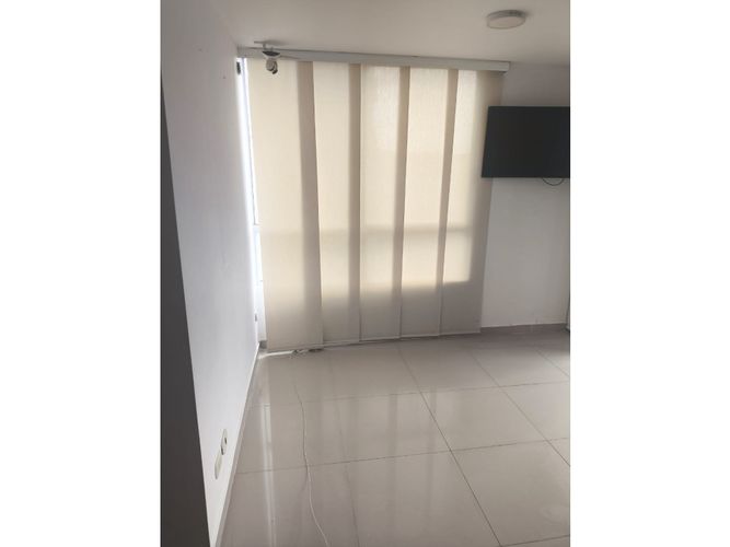 Apartamento de 3 alcobas en venta en Bochalema, Cali, 66 m² · foto 3 de 17