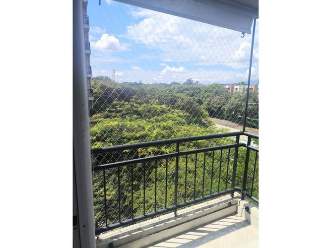 Apartamento de 3 alcobas en venta en Bochalema, Cali, 66 m² · foto 5 de 17