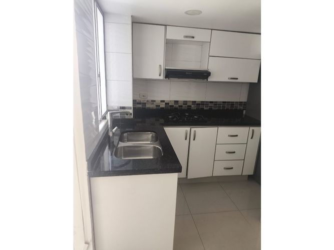 Apartamento de 3 alcobas en venta en Bochalema, Cali, 66 m² · foto 9 de 17