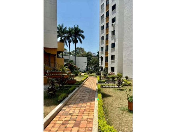 Apartamento de 3 alcobas en venta en Nueva Tequendama, Cali, 105 m² · foto 7 de 10