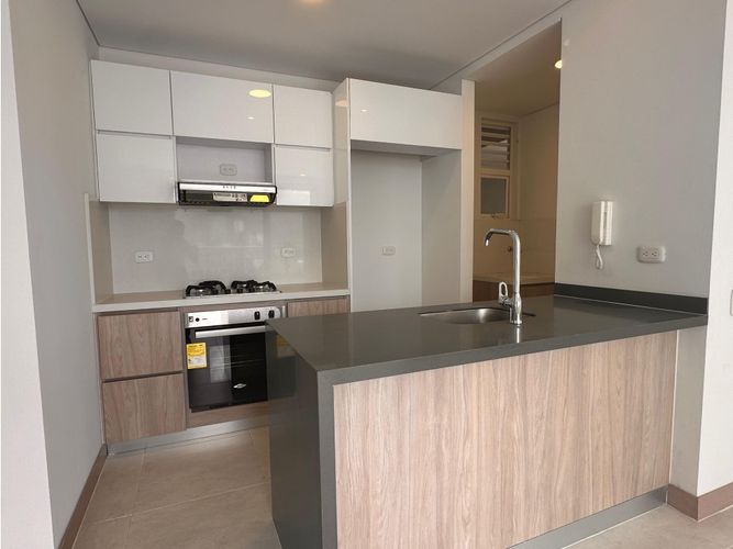 Apartamento en venta en La Flora, Cali · foto 4 de 23