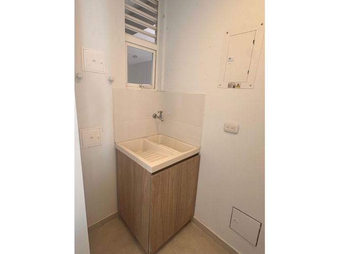Apartamento en venta en La Flora, Cali · foto 5 de 23