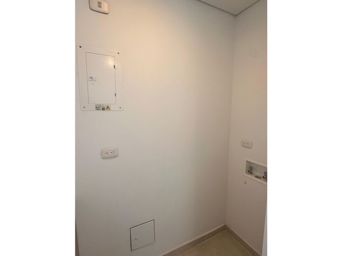 Apartamento en venta en La Flora, Cali · foto 6 de 23