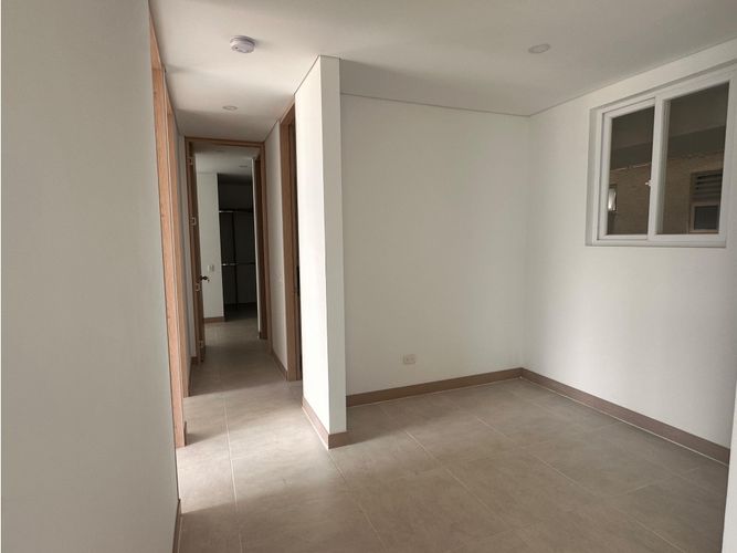 Apartamento en venta en La Flora, Cali · foto 7 de 23