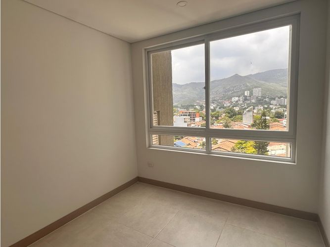 Apartamento en venta en La Flora, Cali · foto 8 de 23