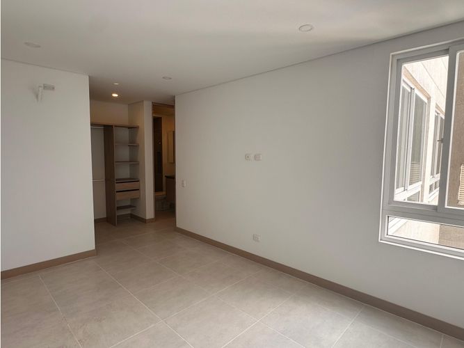 Apartamento en venta en La Flora, Cali · foto 13 de 23