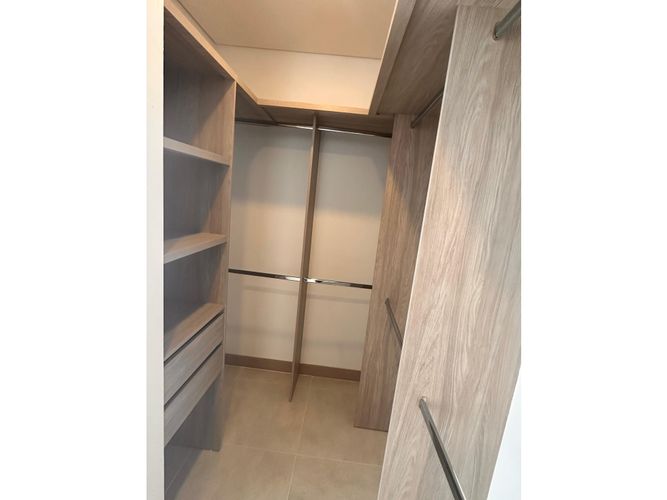 Apartamento en venta en La Flora, Cali · foto 18 de 23