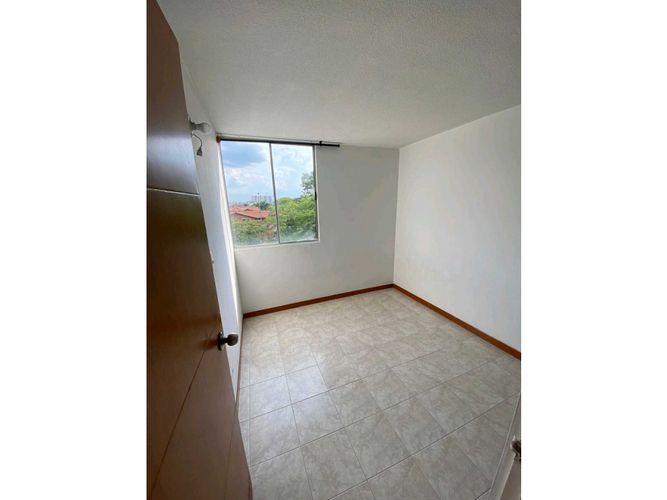 Apartamento de 3 alcobas en venta en Lili, Cali, 64 m² · foto 3 de 11