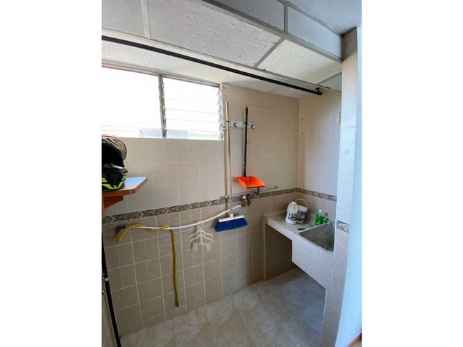 Apartamento de 3 alcobas en venta en Lili, Cali, 64 m² · foto 8 de 11