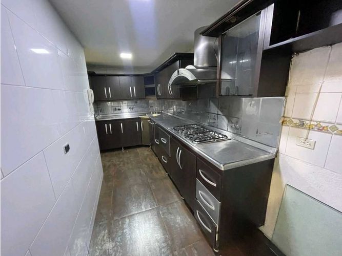 Apartamento de 4 alcobas en arriendo en Lorena, Medellín, 115 m² · foto 2 de 21