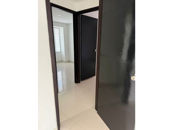 Apartamento de 3 alcobas en venta en Los Guaduales, Cali, 75 m² · foto 13 de 17