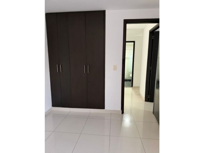 Apartamento de 3 alcobas en venta en Los Guaduales, Cali, 75 m² · foto 15 de 17