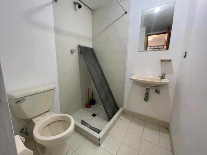 Apartamento de 4 alcobas en arriendo en Lorena, Medellín, 115 m² · foto 18 de 21