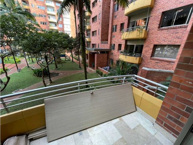 Apartamento de 4 alcobas en arriendo en Lorena, Medellín, 115 m² · foto 20 de 21