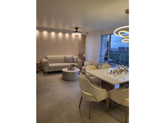 Apartamento de 3 alcobas en venta en Lili, Cali, 98 m² · foto 3 de 17
