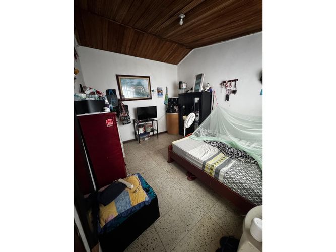 Casa de 2 alcobas en venta en El Guabal, Cali, 194 m² · foto 9 de 10