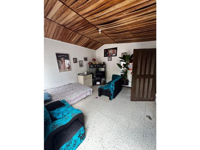 Casa de 2 alcobas en venta en El Guabal, Cali, 194 m² · foto 10 de 10