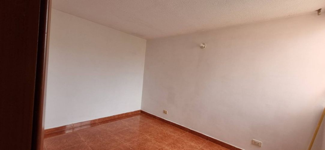 Apartamento de 3 alcobas en venta en Puerto Luna, Mosquera, 55 m² · foto 2 de 11